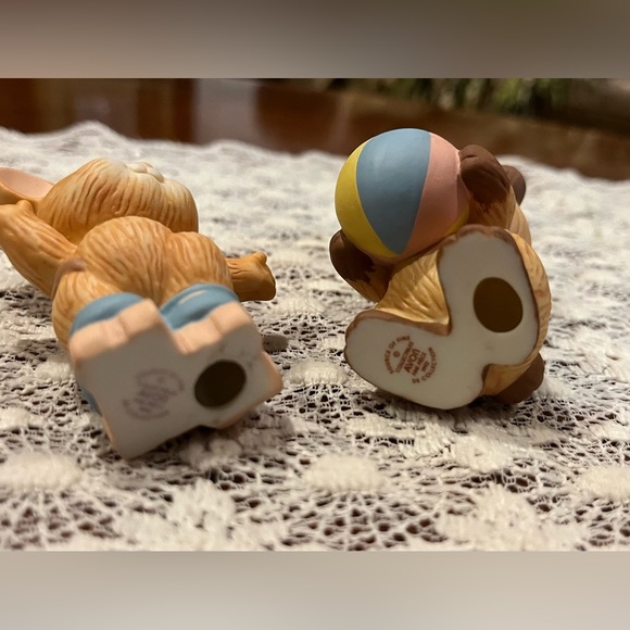 Vintage Avon Bear Figurines - Picture 7 of 8